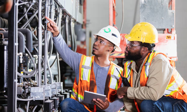 Best Commercial Electrician Services  in Narragansett Pier, RI